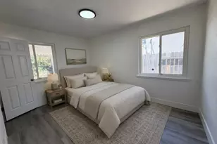 5250 Standish Rd, Sacramento, CA 95820 - Photo 6