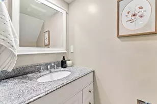 201 Ada Ave, Mountain View, CA 94043 - Photo 14