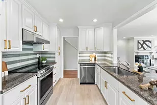 201 Ada Ave, Mountain View, CA 94043 - Photo 10