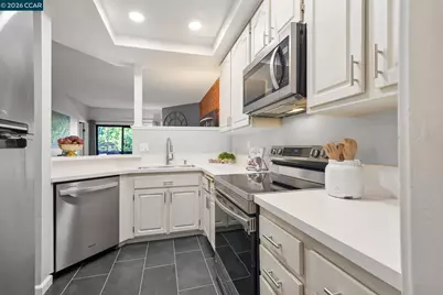 25930 Kay Ave #201, Hayward, CA 94545 - Photo 8