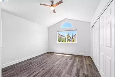 1059 Bellflower St, Livermore, CA 94551 - Photo 16