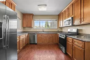 212 Wellington, Concord, CA 94520 - Photo 8