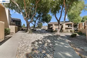 8975 Alcosta Blvd, San Ramon, CA 94583 - Photo 32