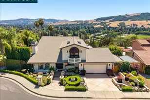 385 Paraiso Dr, Danville, CA 94526 - Photo 2