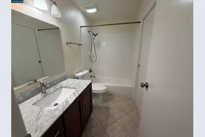 405 Del Valle Cir, El Sobrante, CA 94803 - Photo 8
