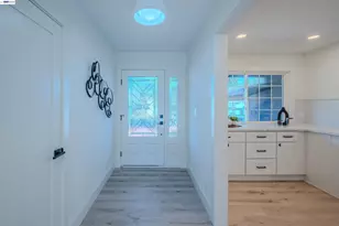 3672 Sanford St, Concord, CA 94520 - Photo 2