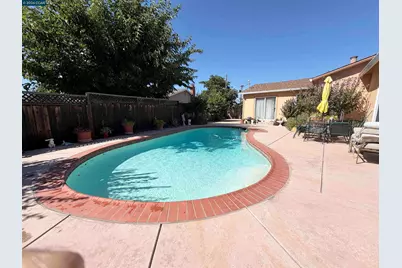 1615 Thornwood Dr, Concord, CA 94521 - Photo 22