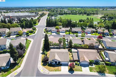 10154 Copco Ln, Stockton, CA 95219 - Photo 26