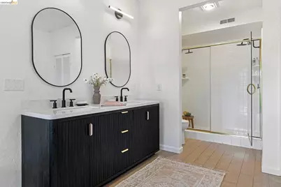 6824 Paso Robles Dr., Oakland, CA 94611 - Photo 28