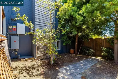 2674 Briarfield Ave, Redwood City, CA 94061 - Photo 32