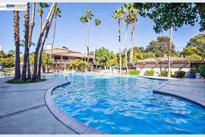 430 Civic Dr #208, Walnut Creek, CA 94596 - Photo 4
