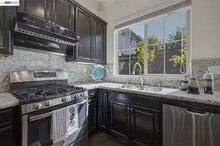41548 Casabella Common, Fremont, CA 94539 - Photo 10