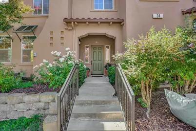 24 Meritage Cmn #1403, Livermore, CA 94551 - Photo 2