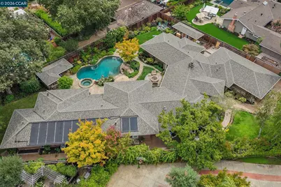 144 Irongate Ct, Alamo, CA 94507 - Photo 2