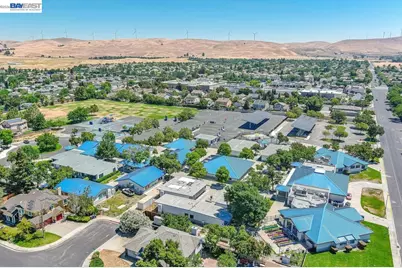 1457 Tulip Way, Livermore, CA 94551 - Photo 38