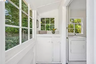 1133 Walnut St, Berkeley, CA 94707 - Photo 64