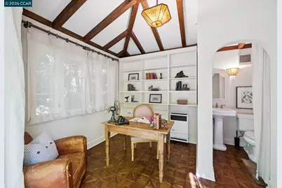 2388 Vine St, Berkeley, CA 94708 - Photo 50