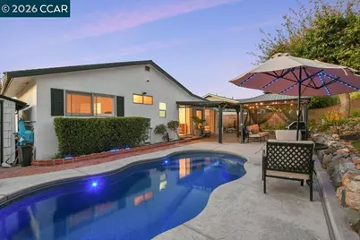1327 Kansas Cir, Concord, CA 94521 - Photo 6