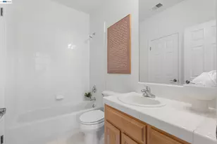 5698 Carnegie Way, Livermore, CA 94550 - Photo 38