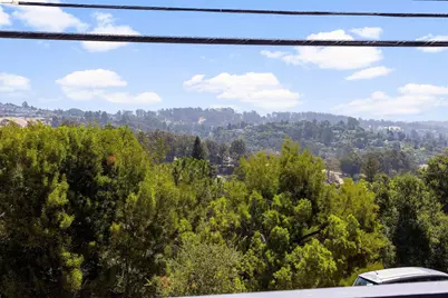 8019 Sterling Dr, Oakland, CA 94605 - Photo 20