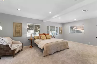 8019 Sterling Dr, Oakland, CA 94605 - Photo 48