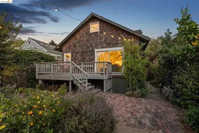 456 62nd St, Oakland, CA 94609 - Photo 46