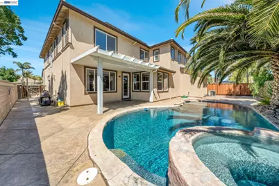 6391 Crystal Springs Cir, Discovery Bay, CA 94505 - Photo 2