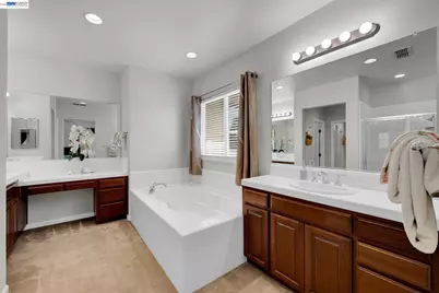 6391 Crystal Springs Cir, Discovery Bay, CA 94505 - Photo 32
