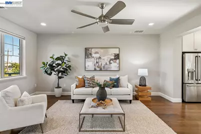 897 Tranquility Cir #7, Livermore, CA 94551 - Photo 4