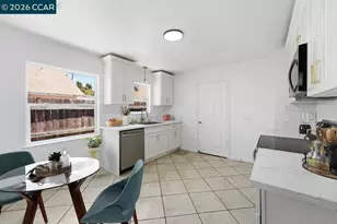 2696 Fairfield St, Sacramento, CA 95815 - Photo 12