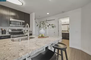 6400 Christie Ave, Emeryville, CA 94608 - Photo 10