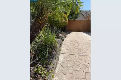 1220 Fascination Cir, Richmond, CA 94803 - Photo 4