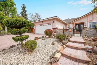 1220 Fascination Cir, Richmond, CA 94803 - Photo 10