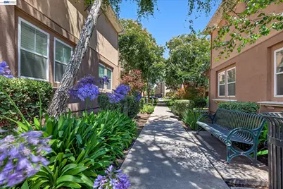 4366 Fitzwilliam St, Dublin, CA 94568 - Photo 32