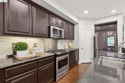 4366 Fitzwilliam St, Dublin, CA 94568 - Photo 14