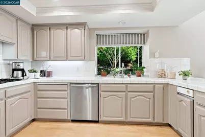 10 Edinburgh Pl, Danville, CA 94526 - Photo 12