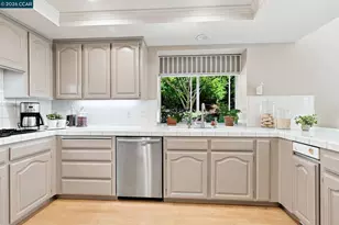 10 Edinburgh Pl, Danville, CA 94526 - Photo 12