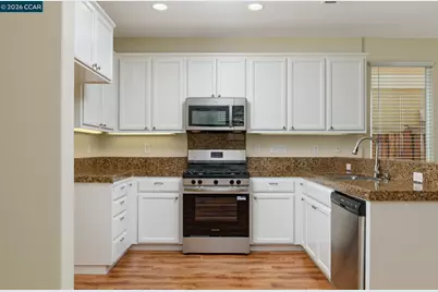 452 Chestnut St, Brentwood, CA 94513 - Photo 2