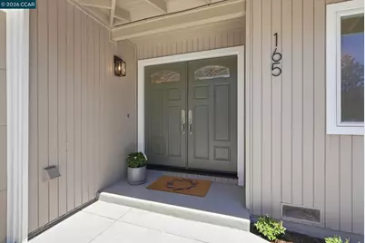165 Selborne Way, Moraga, CA 94556 - Photo 4