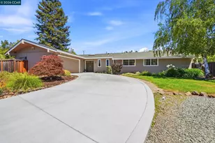 165 Selborne Way, Moraga, CA 94556 - Photo 2