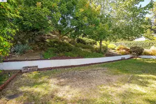 5752 Cold Water Dr, Castro Valley, CA 94552 - Photo 36