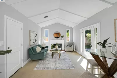 5752 Cold Water Dr, Castro Valley, CA 94552 - Photo 2