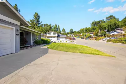 5752 Cold Water Dr, Castro Valley, CA 94552 - Photo 54