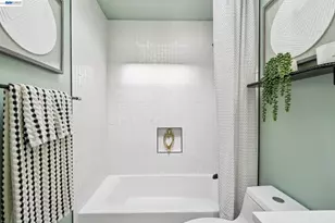 511 Sargent St, San Francisco, CA 94132 - Photo 26