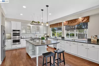 8257 Brittany Dr, Dublin, CA 94568 - Photo 22