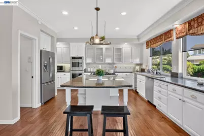 8257 Brittany Dr, Dublin, CA 94568 - Photo 28
