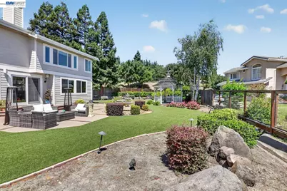 8257 Brittany Dr, Dublin, CA 94568 - Photo 58