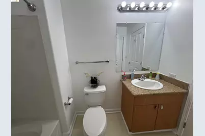 989 Franklin Street #506, Oakland, CA 94607 - Photo 8