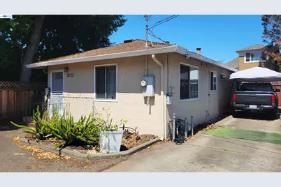 1223 Pease Ct, Alameda, CA 94501 - Photo 2