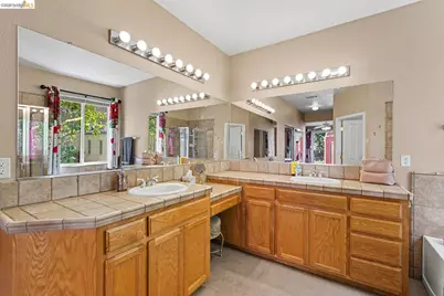 5388 Rockrose Way, Antioch, CA 94531 - Photo 16